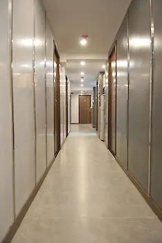 Гостевой дом Tempo Inn West Kowloon Hsr Station Гонконг