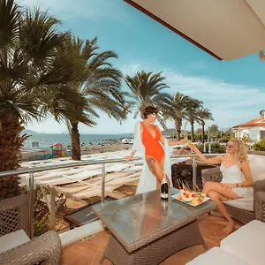 https://sunset-beach-villas-and-apartments.aegeanhotels.net